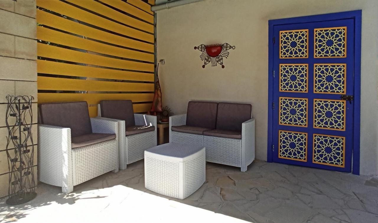 Apartment L'obrador 25 M2 - Cuisine & Terrasse - Acces Piscine